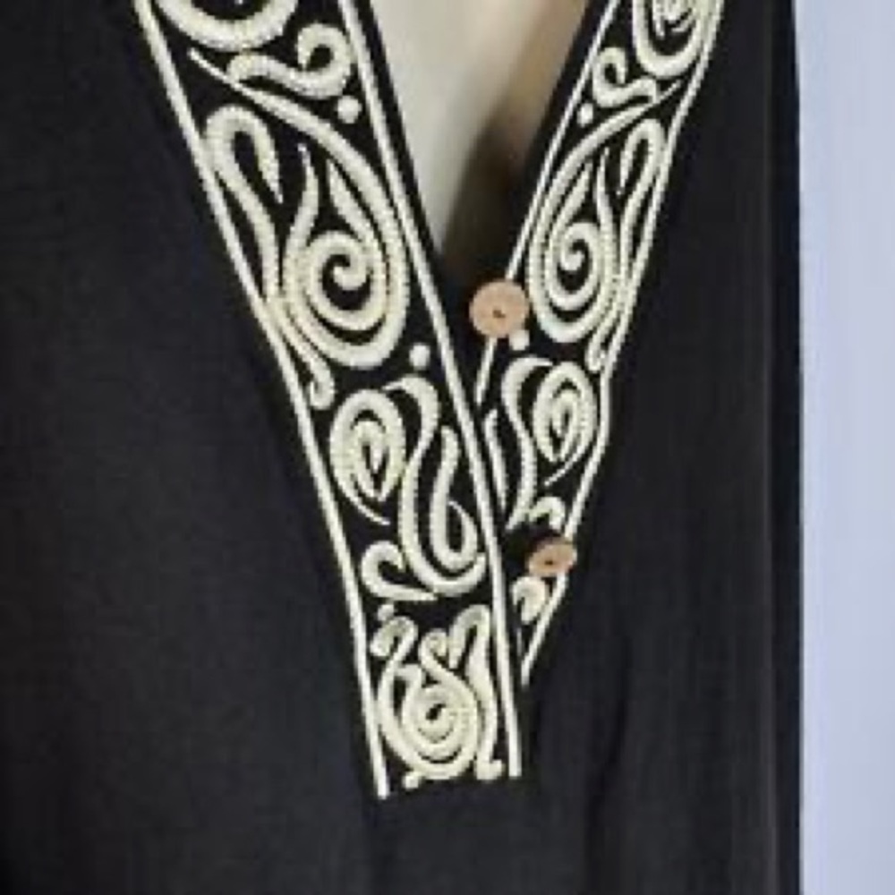Oscar DeLa Renta Black Caftan V Neck Embroiderd Tril Cotton maxi dress vintage